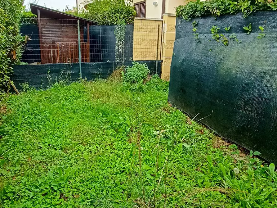 Immagine 21 di Appartamento in vendita  in via aldo moro a Crespina Lorenzana