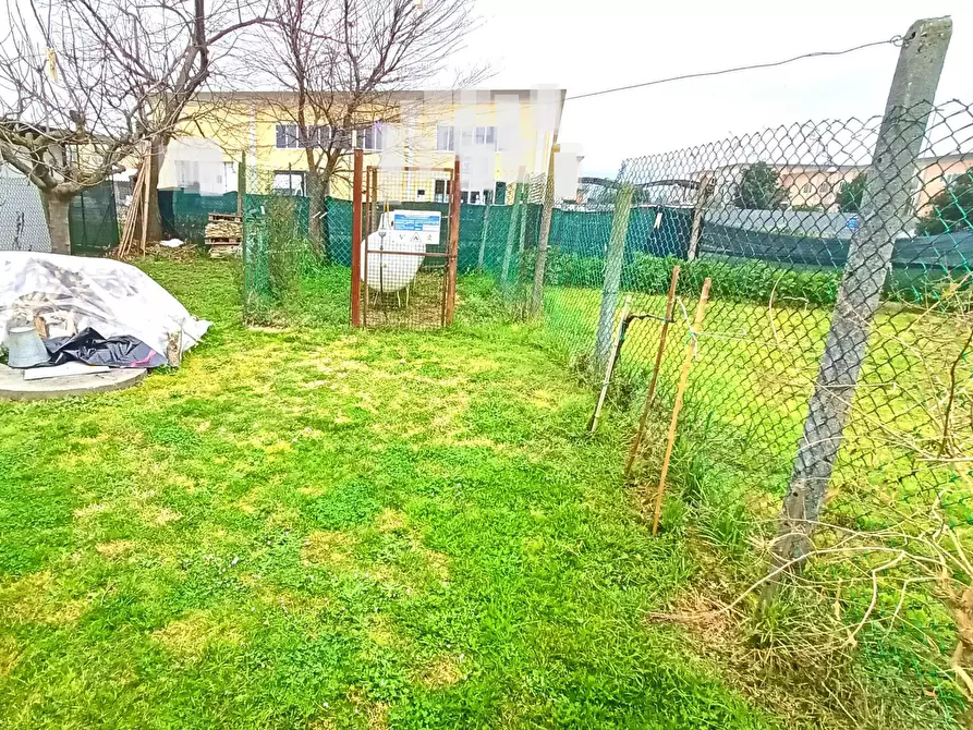 Immagine 1 di Villetta a schiera in vendita  in via Lavoria a Crespina Lorenzana