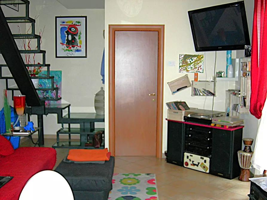 Immagine 8 di Appartamento in vendita  in via colline per legoli a Pontedera