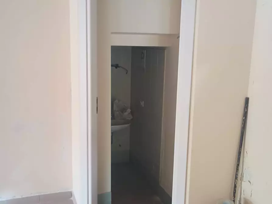 Immagine 4 di Locale commerciale in affitto  in via valdera a Ponsacco