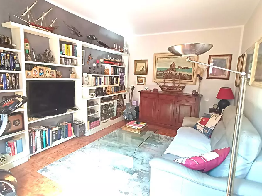 Immagine 6 di Appartamento in vendita  in via montegrappa 3 a Crespina Lorenzana