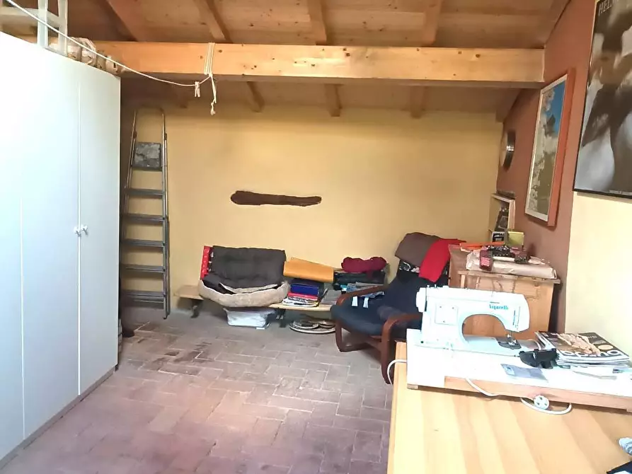 Immagine 15 di Appartamento in vendita  in via montegrappa 3 a Crespina Lorenzana