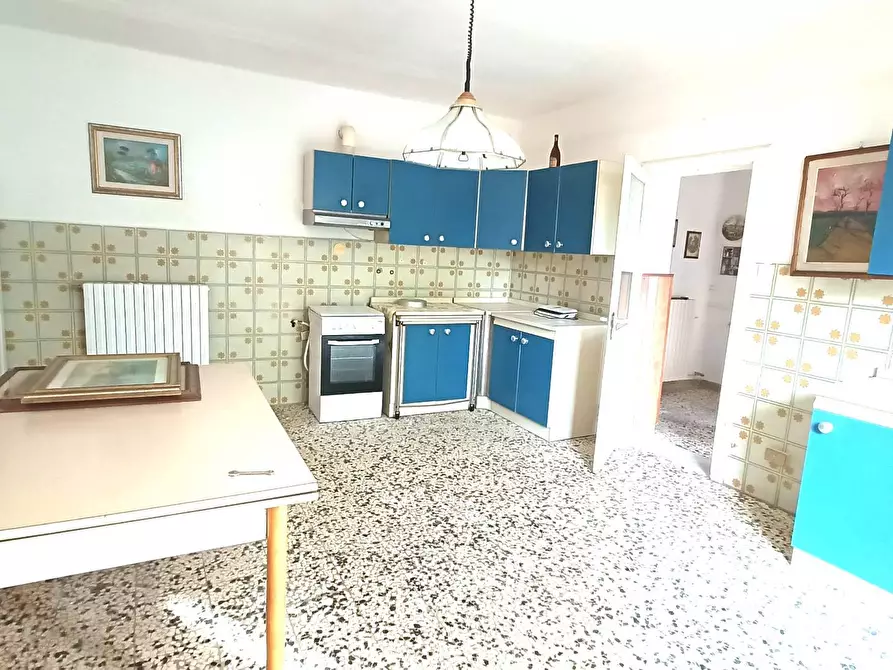 Immagine 1 di Appartamento in vendita  in via lavoria a Crespina Lorenzana