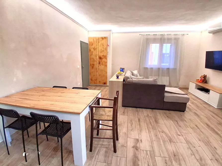 Immagine 4 di Appartamento in vendita  in via palermo a Montopoli In Val D'arno