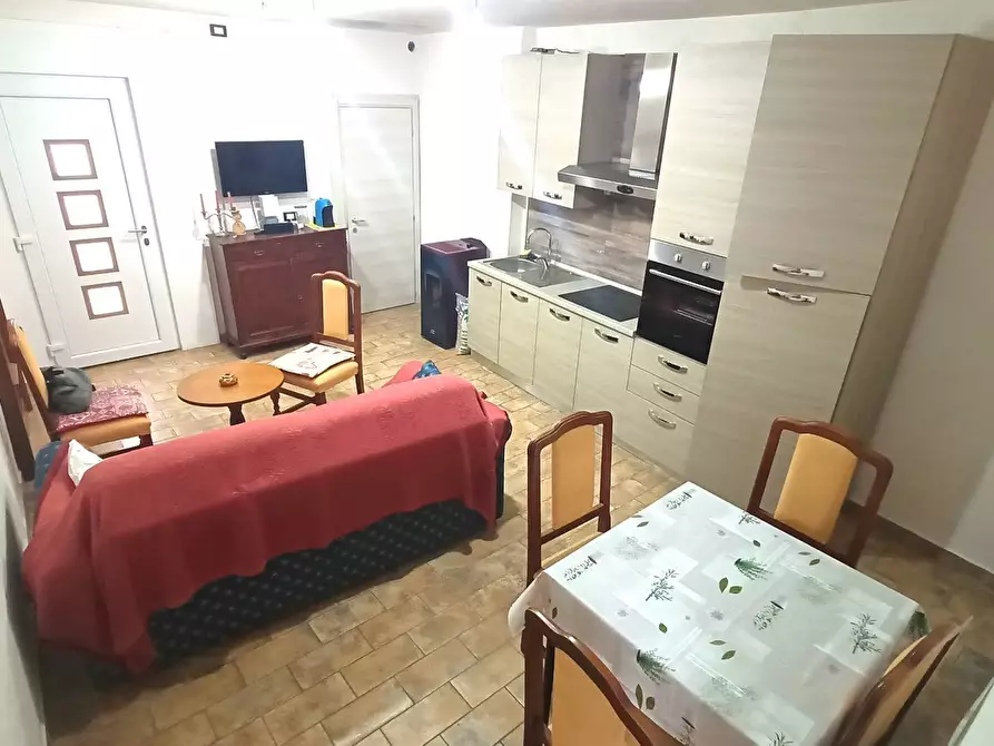 Immagine 2 di Appartamento in vendita  in trento e trieste 30 a Casale Marittimo
