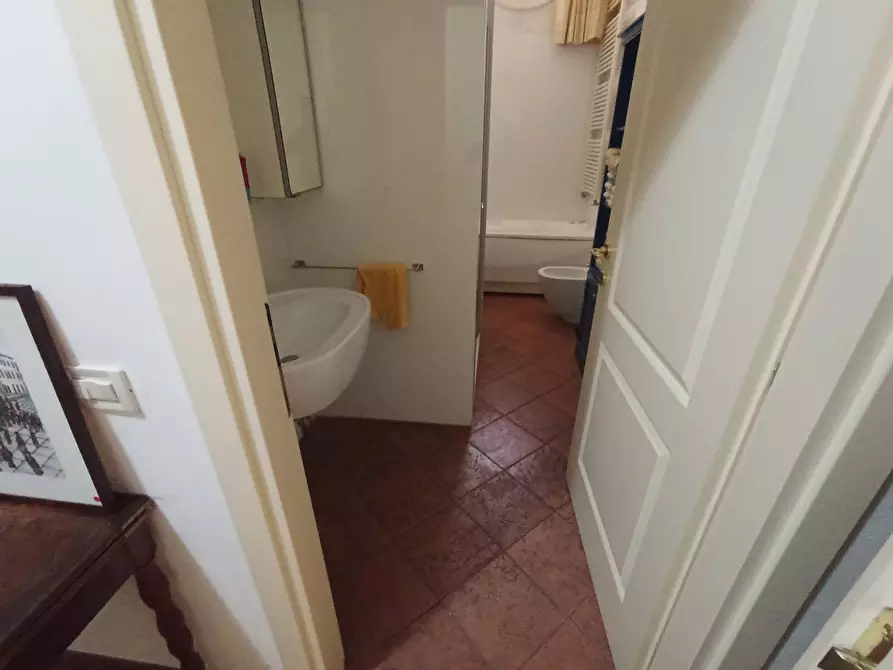 Immagine 16 di Appartamento in vendita  in via toscoromagnola a Pontedera