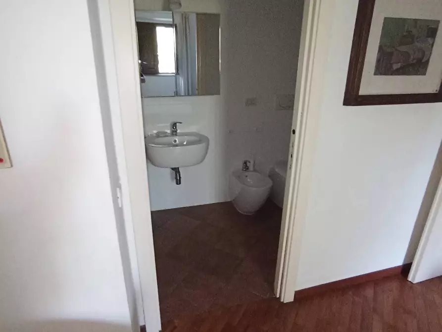 Immagine 26 di Appartamento in vendita  in via toscoromagnola a Pontedera