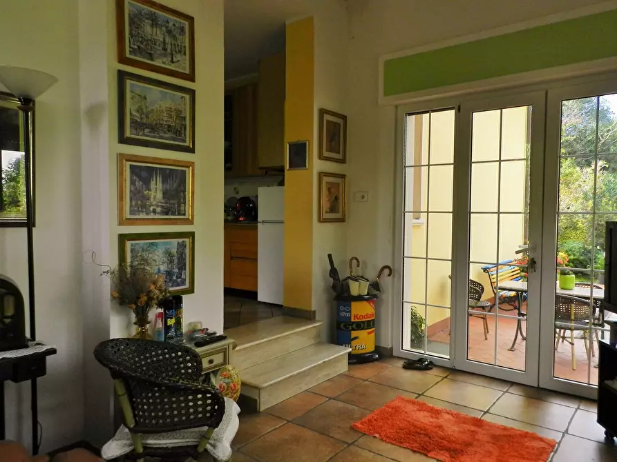 Immagine 76 di Villa in vendita  a Montignoso