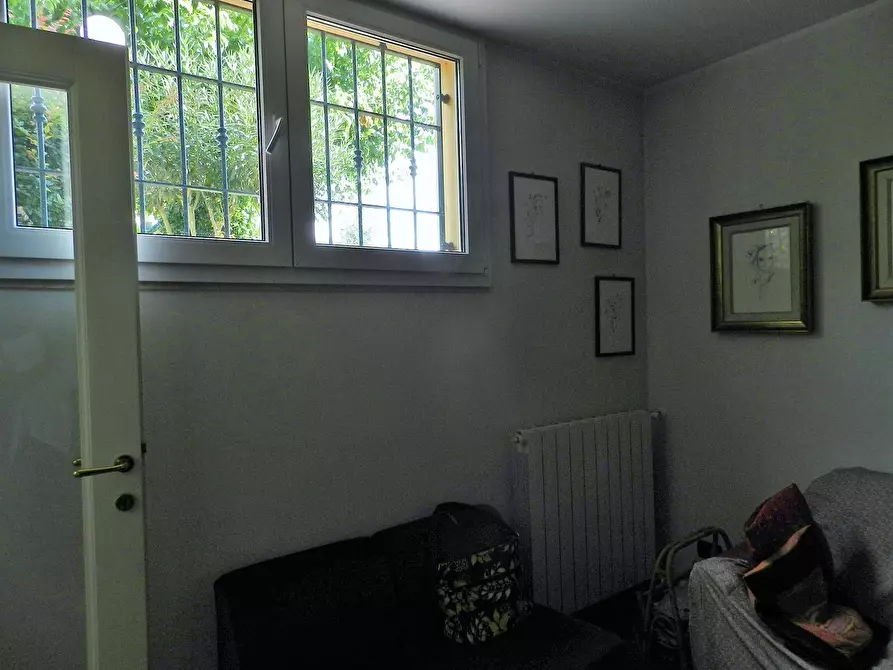 Immagine 82 di Villa in vendita  a Montignoso