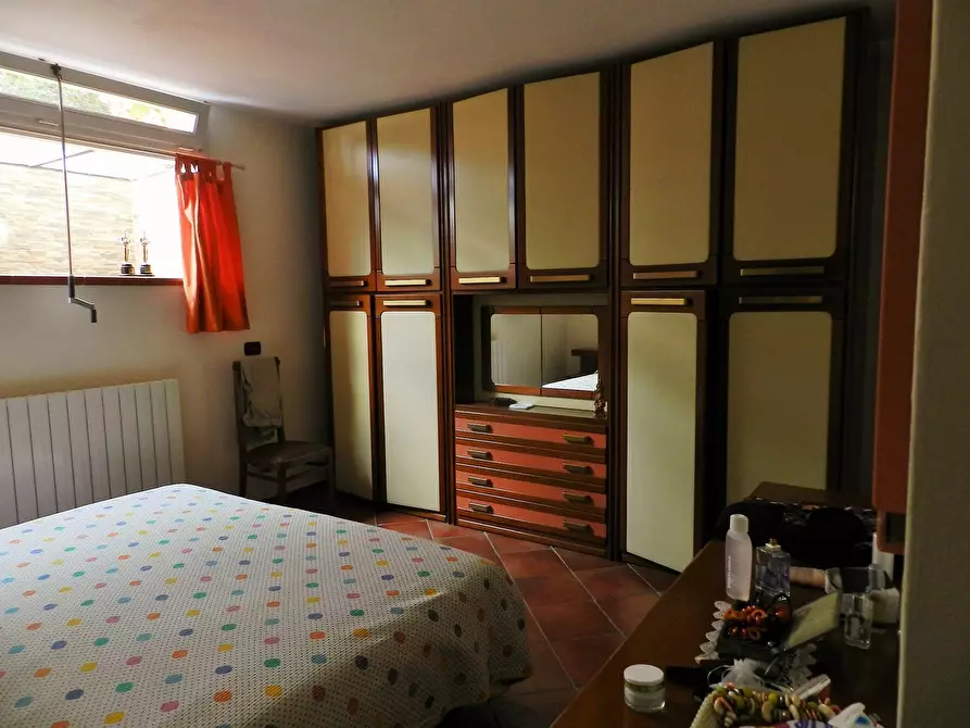 Immagine 84 di Villa in vendita  a Montignoso