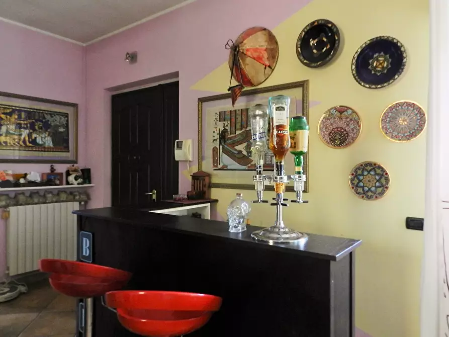 Immagine 92 di Villa in vendita  a Montignoso