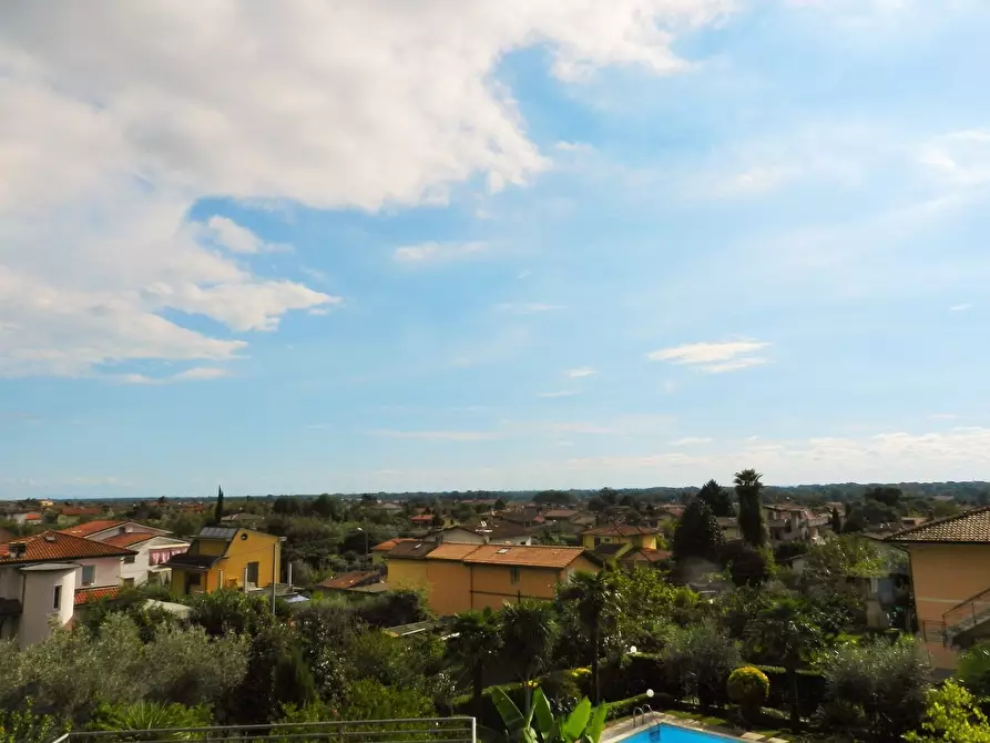 Immagine 110 di Villa in vendita  a Montignoso