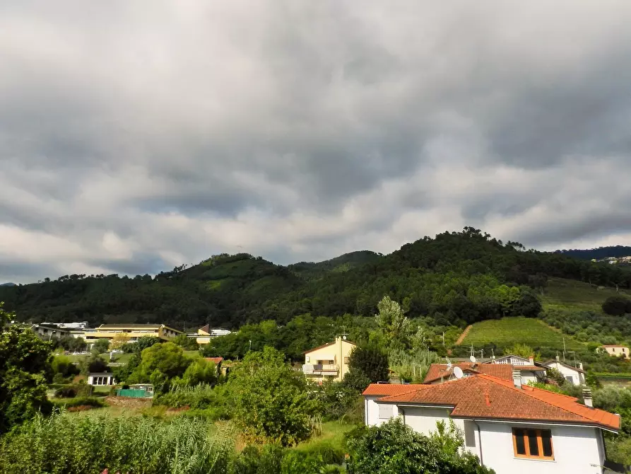 Immagine 112 di Villa in vendita  a Montignoso