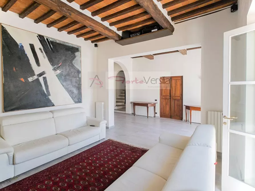 Immagine 6 di Villa in affitto  a Forte Dei Marmi