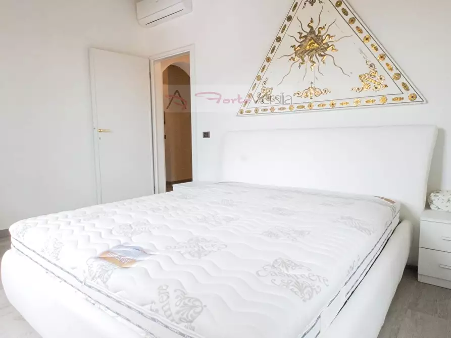 Immagine 17 di Villa in affitto  a Forte Dei Marmi