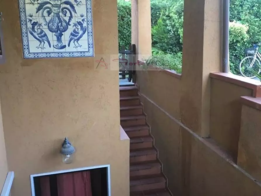 Immagine 3 di Villa in vendita  a Forte Dei Marmi