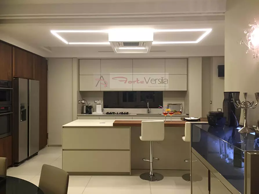 Immagine 16 di Villa in affitto  a Forte Dei Marmi