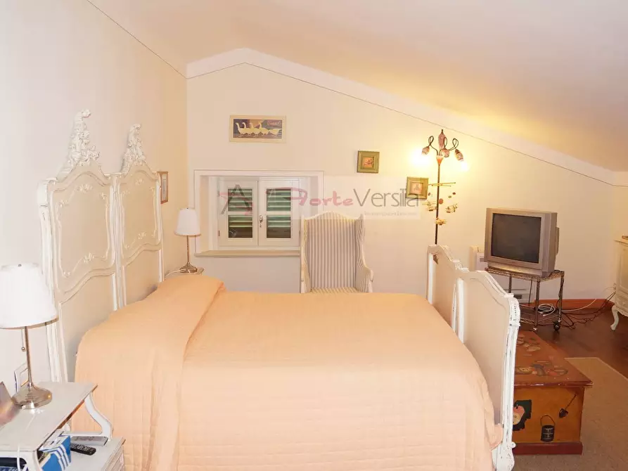 Immagine 32 di Villa in vendita  a Forte Dei Marmi