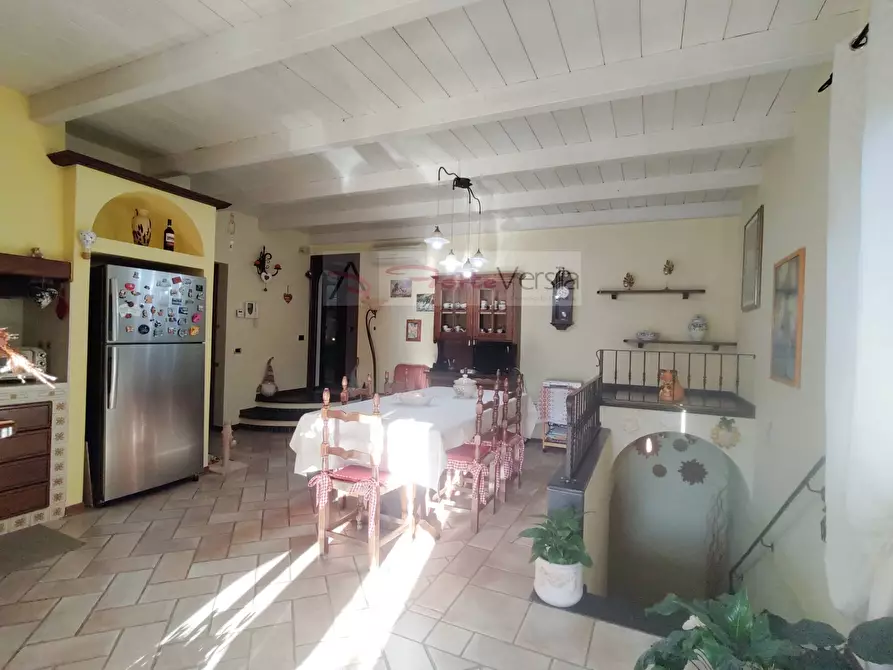 Immagine 10 di Villa in vendita  a Seravezza