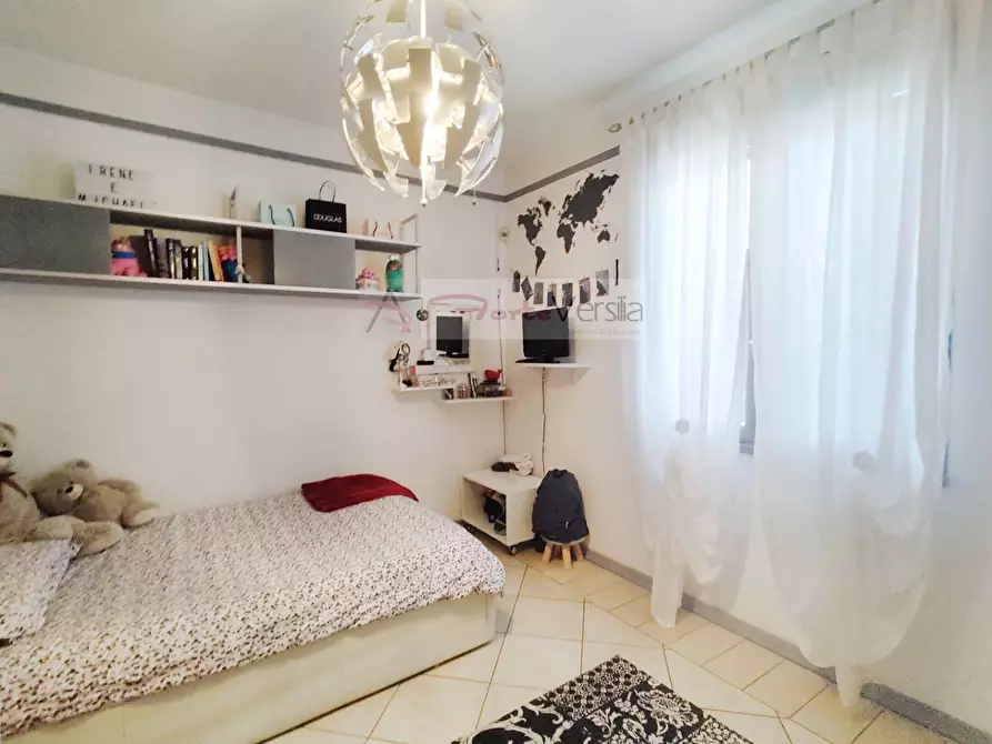 Immagine 24 di Villa in vendita  a Seravezza