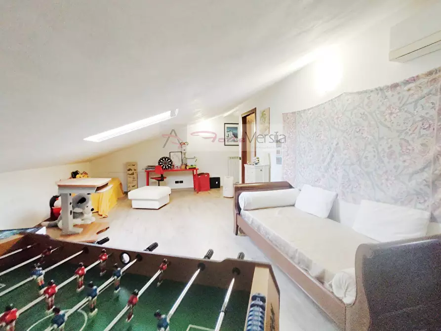Immagine 25 di Villa in vendita  a Seravezza