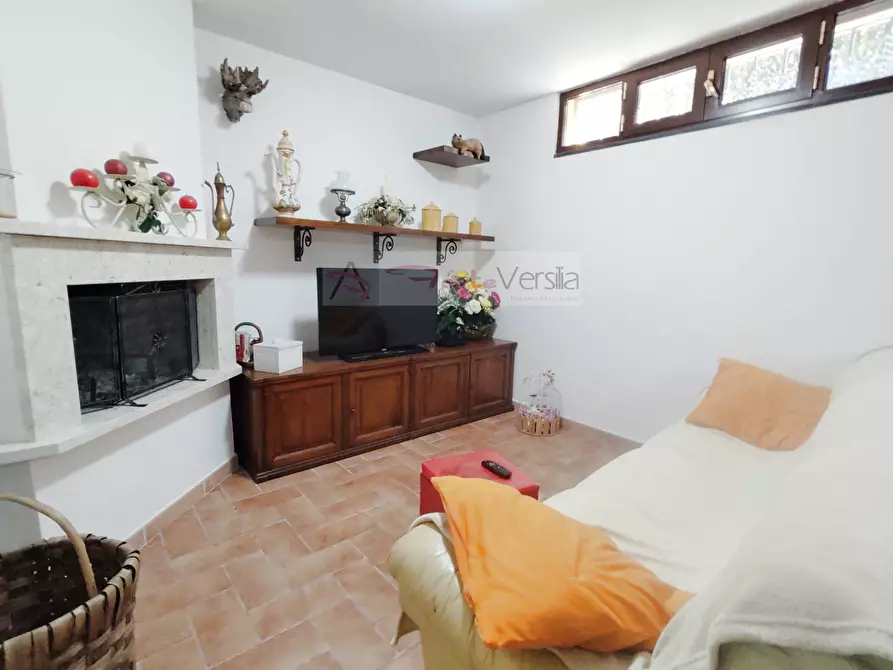 Immagine 28 di Villa in vendita  a Seravezza