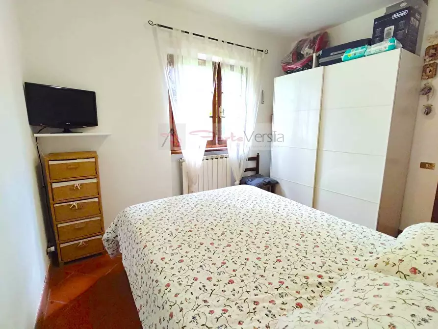 Immagine 24 di Villa in vendita  a Pietrasanta