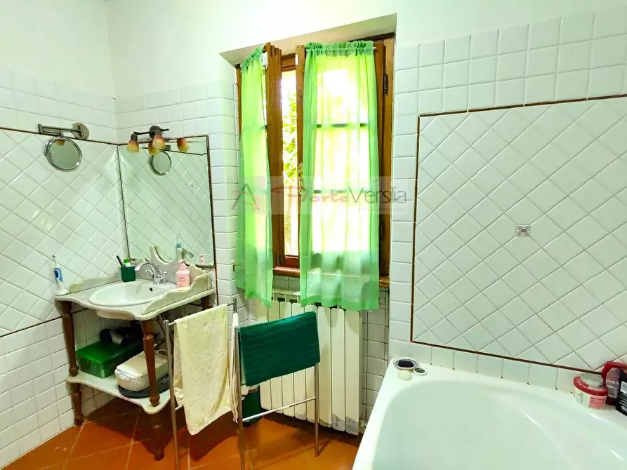 Immagine 30 di Villa in vendita  a Pietrasanta