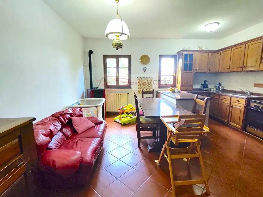 Immagine 37 di Villa in vendita  a Pietrasanta