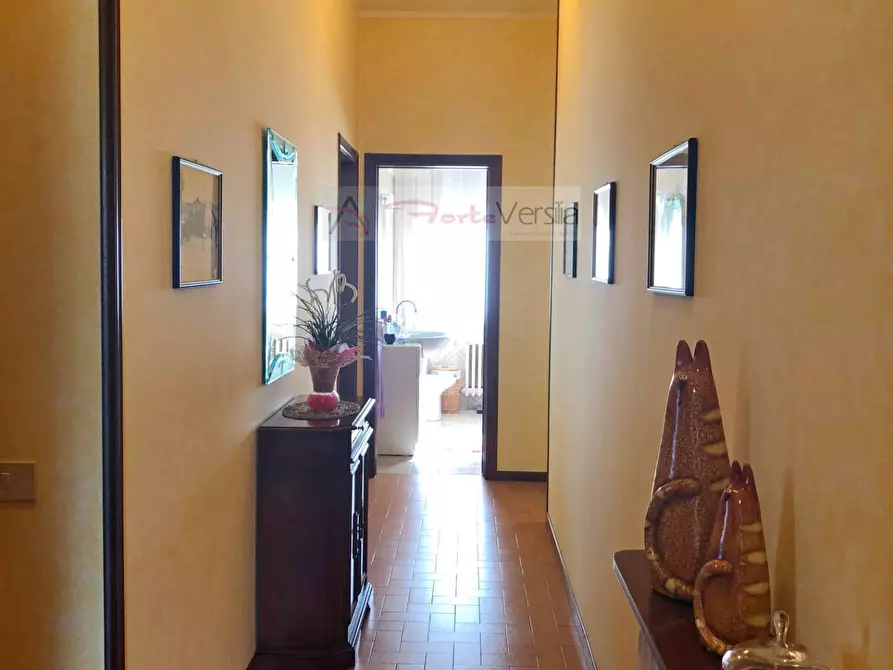 Immagine 13 di Villa in vendita  a Forte Dei Marmi