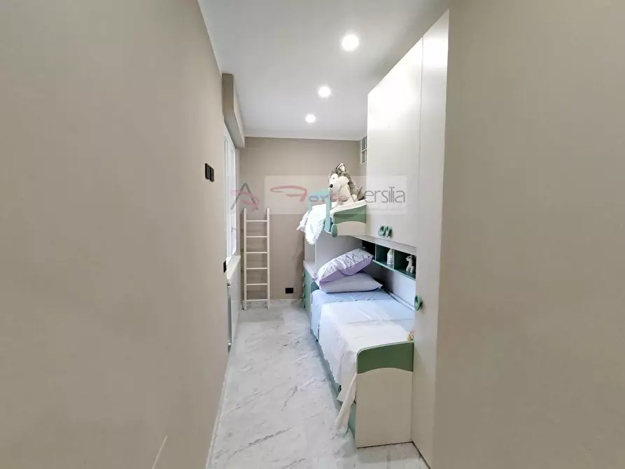 Immagine 21 di Appartamento in vendita  a Pietrasanta