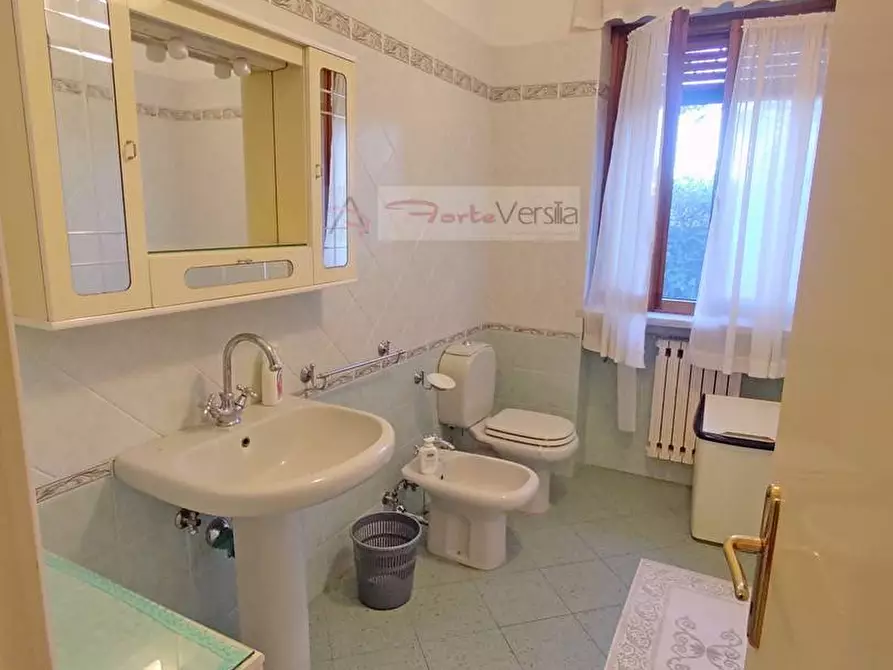 Immagine 21 di Casa indipendente in vendita  a Forte Dei Marmi