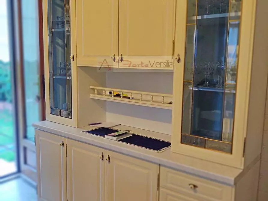 Immagine 5 di Casa indipendente in vendita  a Forte Dei Marmi