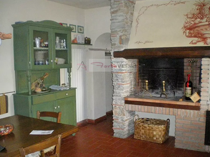 Immagine 34 di Rustico / casale in vendita  a Pietrasanta
