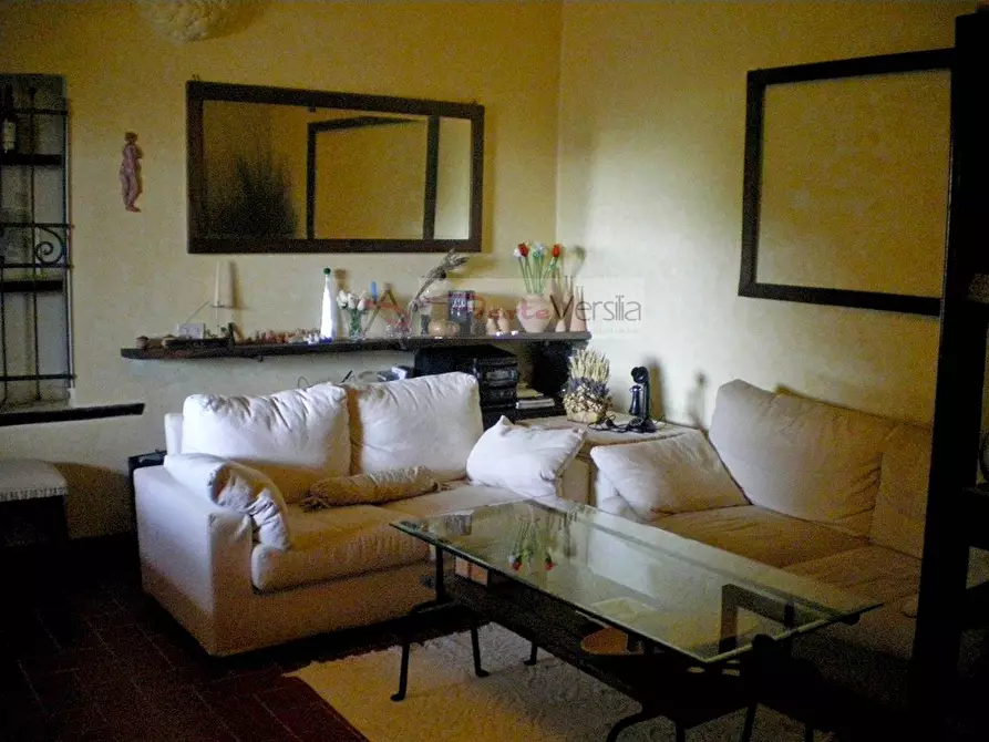 Immagine 53 di Rustico / casale in vendita  a Pietrasanta