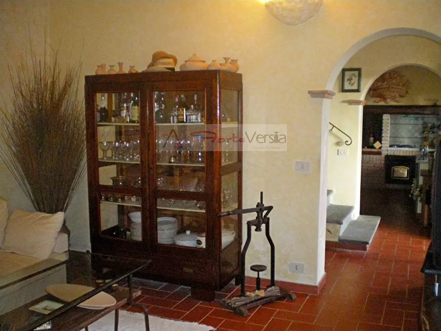 Immagine 55 di Rustico / casale in vendita  a Pietrasanta