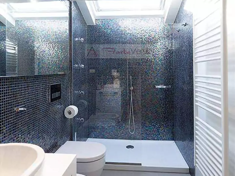 Immagine 13 di Attico in vendita  a Forte Dei Marmi