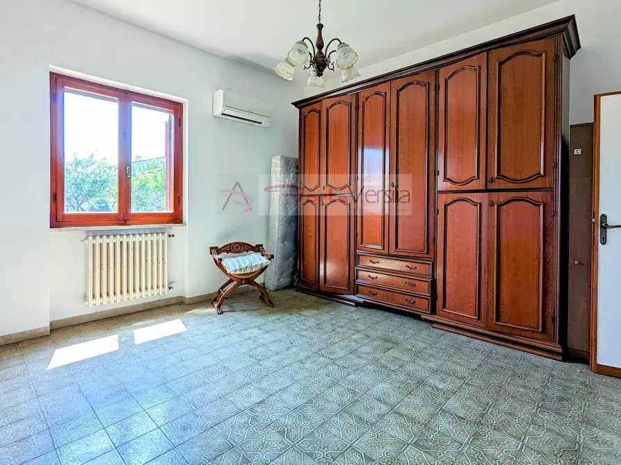 Immagine 10 di Villa in vendita  a Pietrasanta