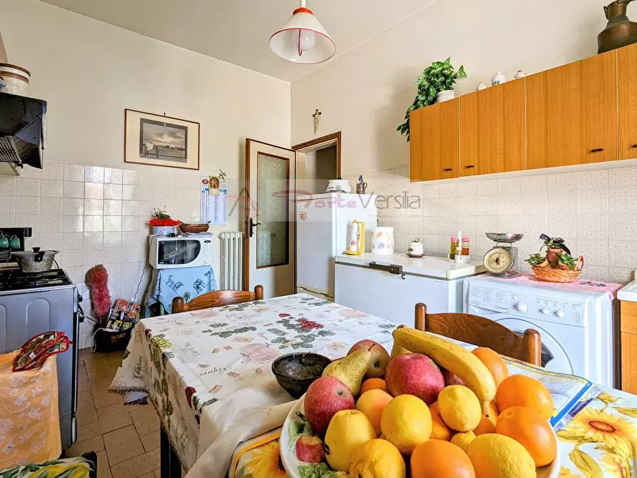 Immagine 13 di Villa in vendita  a Pietrasanta