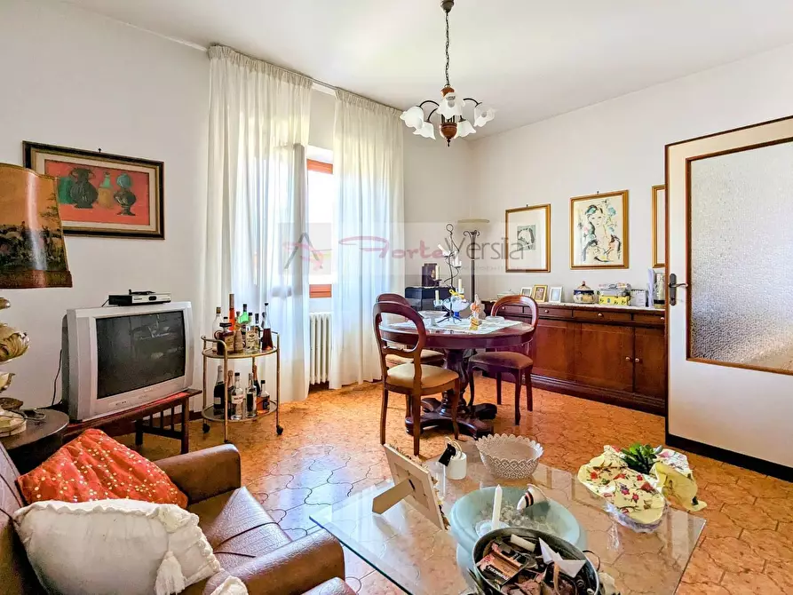 Immagine 26 di Villa in vendita  a Pietrasanta