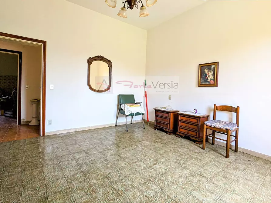 Immagine 28 di Villa in vendita  a Pietrasanta