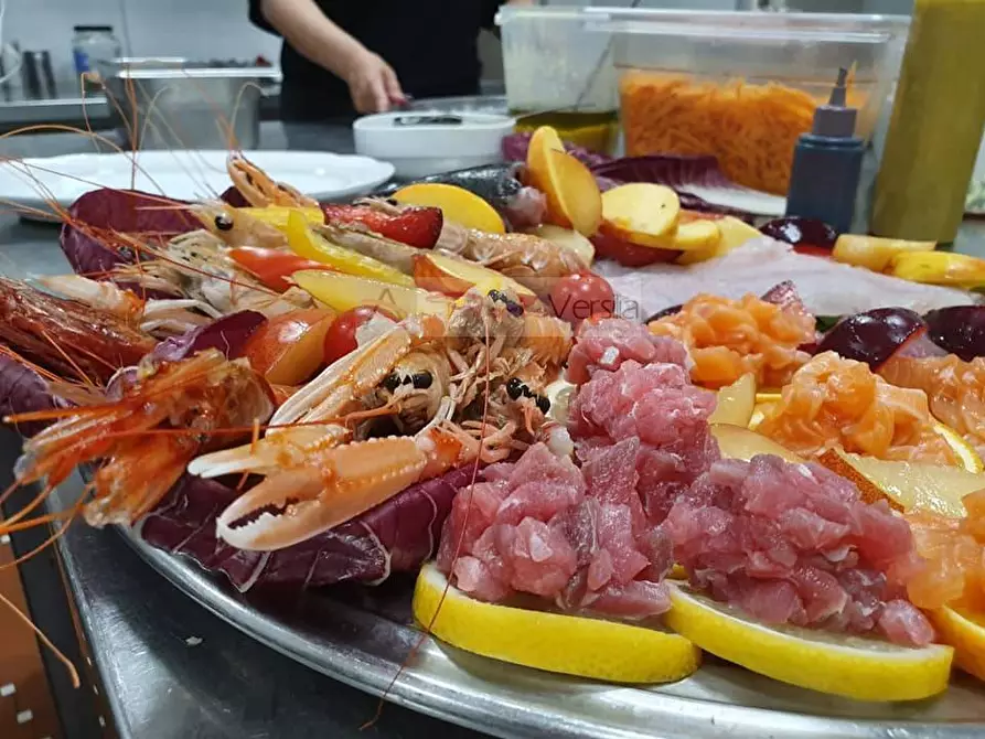 Immagine 21 di Albergo/B&B/Residence in vendita  a Camaiore