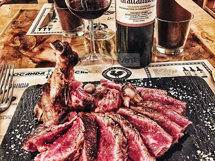 Immagine 26 di Albergo/B&B/Residence in vendita  a Camaiore