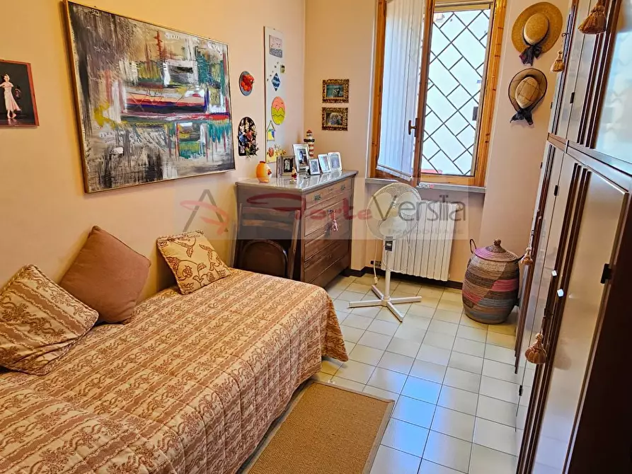 Immagine 29 di Villa in vendita  a Montignoso