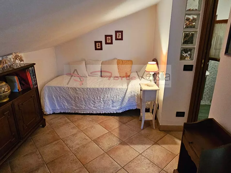 Immagine 33 di Villa in vendita  a Montignoso