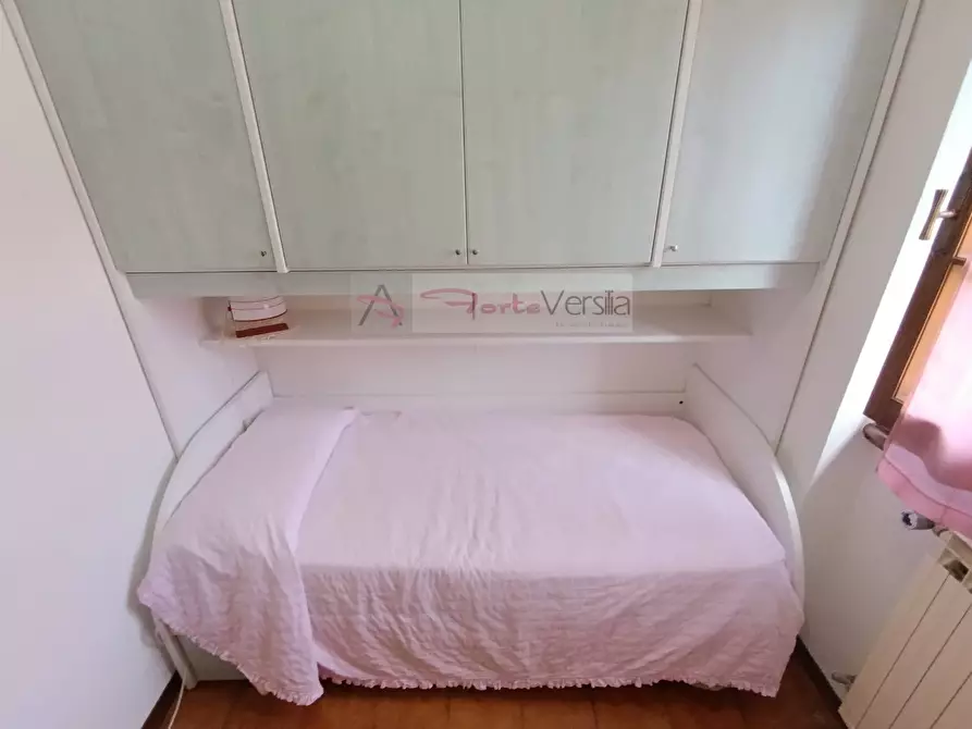 Immagine 24 di Villa in vendita  a Forte Dei Marmi