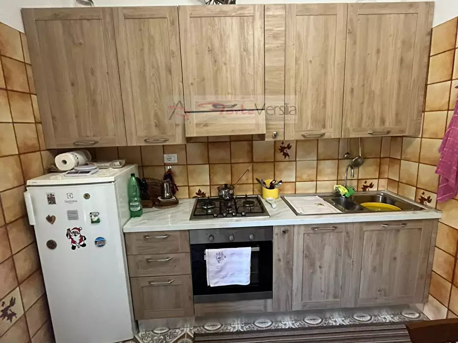 Immagine 4 di Appartamento   a Massa