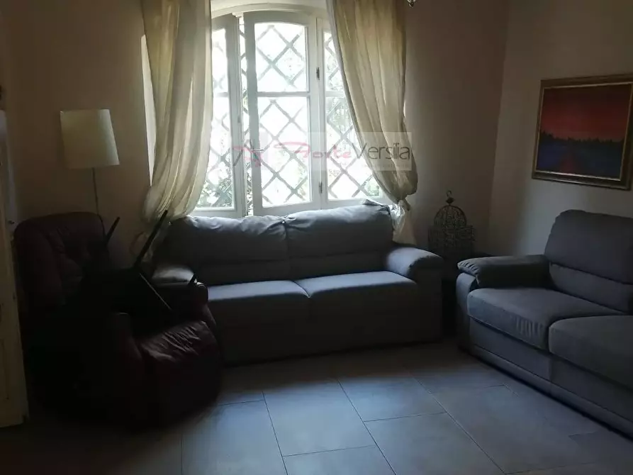 Immagine 10 di Villa in vendita  a Massa