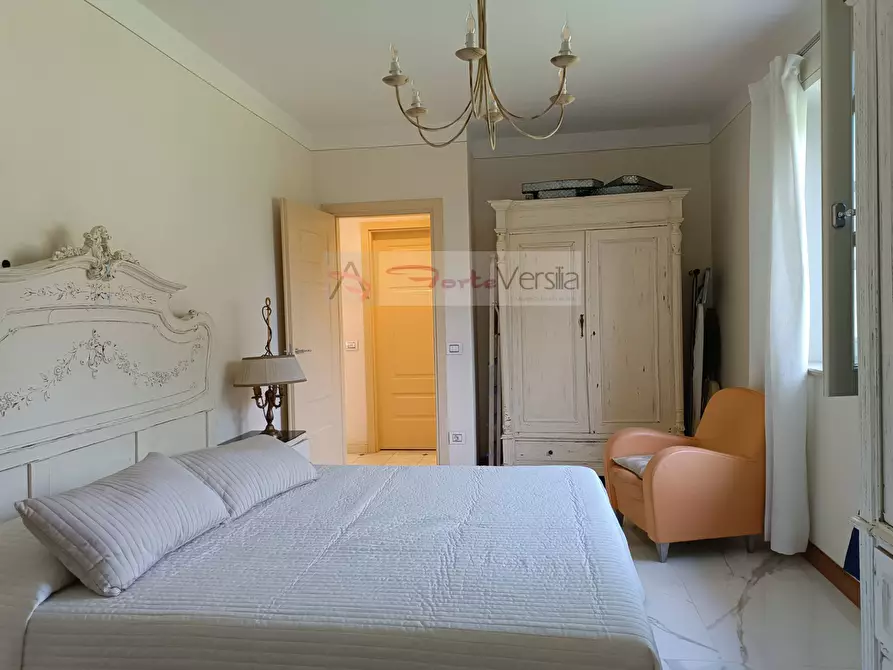 Immagine 27 di Villa in vendita  a Forte Dei Marmi