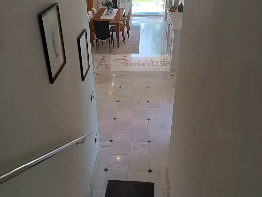 Immagine 30 di Villa in vendita  a Forte Dei Marmi